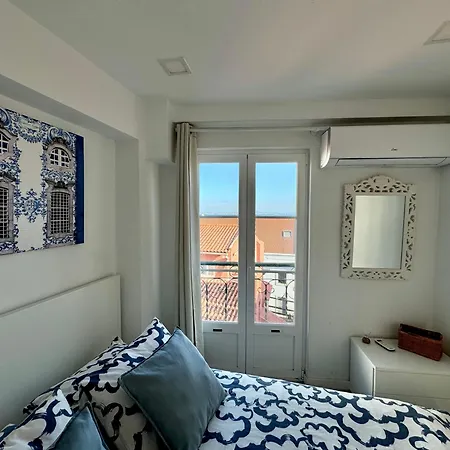 Alfama House Pensión *