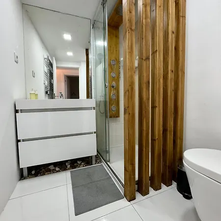 Penzion Alfama House *