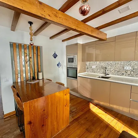 Гостевой дом Alfama House Лиссабон